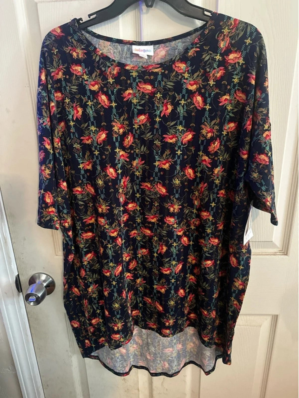 New LuLaRoe perfect T size medium